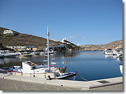 Cyclades - Ios island port