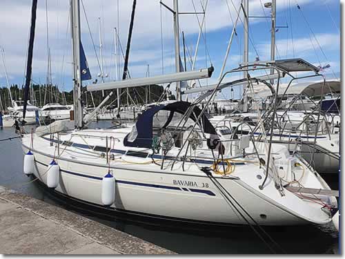 Rent the sailing yacht Bavaria - 38