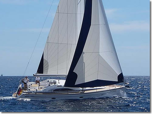 Rent the 3 cabins yacht Bavaria - 44 Vision