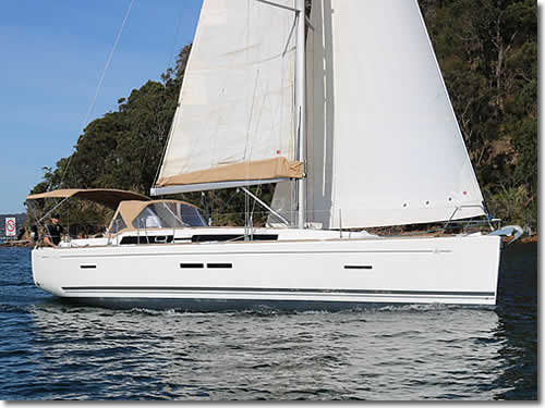 Rent the yacht Dufour - 405